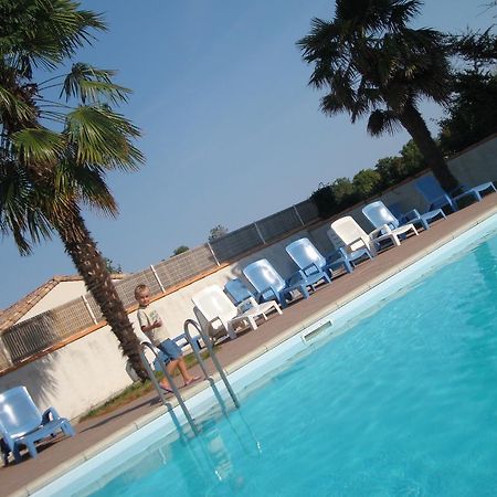 Le Clos Fleuri Médis Exterior photo