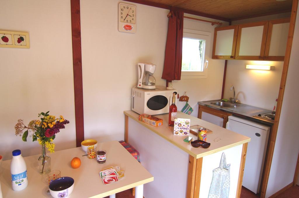 Le Clos Fleuri Médis Room photo