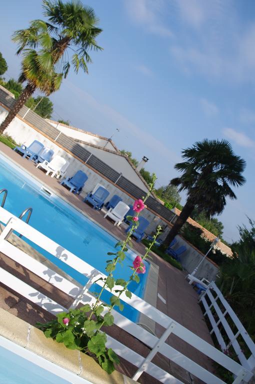 Le Clos Fleuri Médis Exterior photo