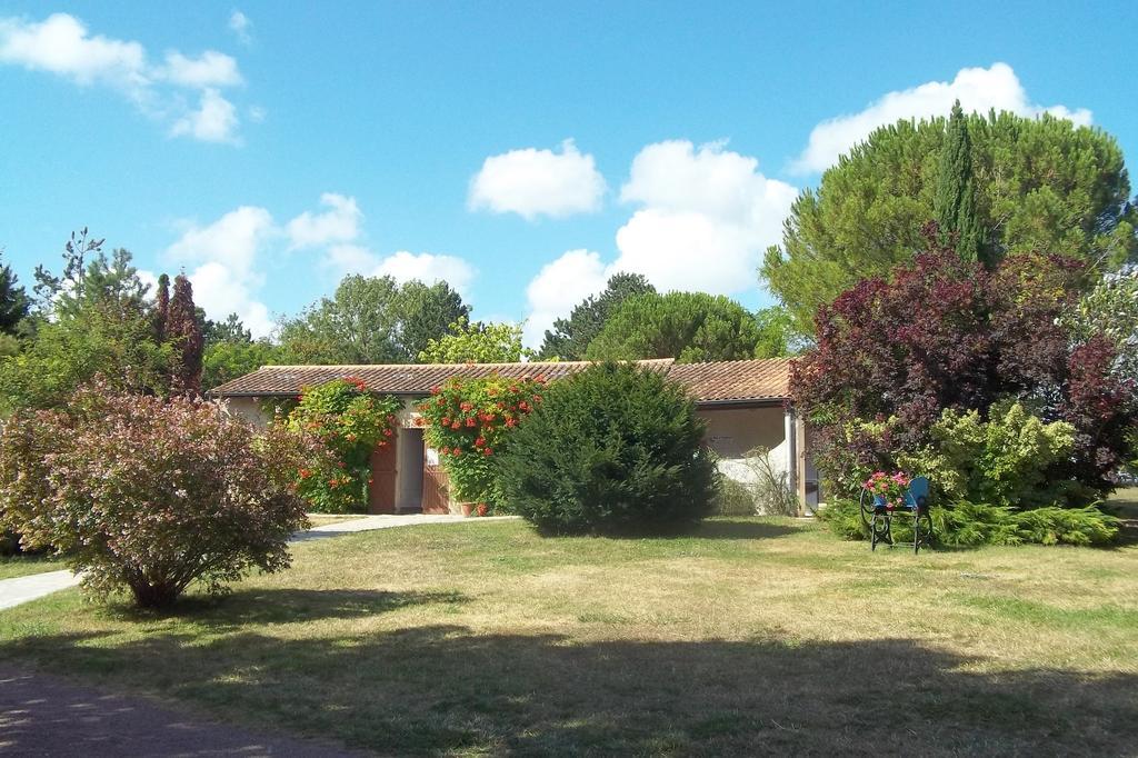 Le Clos Fleuri Médis Exterior photo